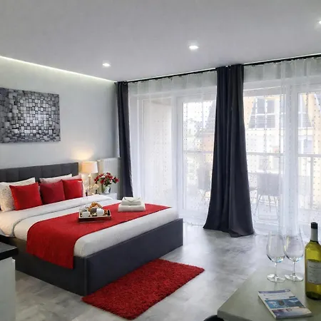 Good Time Boznicza 1 & Male Garbary 8 - Centrum Poznania, 2 Min Od Starego Rynku *