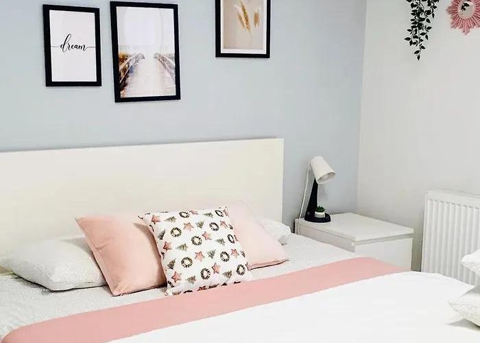 Good Time Boznicza 1 & Male Garbary 8 - Centrum Poznania, 2 Min Od Starego Rynku Apartment Poznan