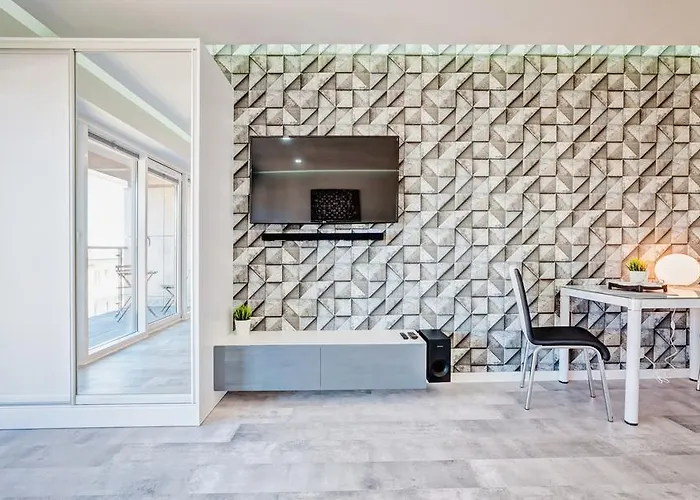 Apartment Good Time Boznicza 1 & Male Garbary 8 - Centrum Poznania, 2 Min Od Starego Rynku