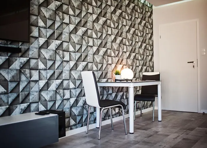 Good Time Boznicza 1 & Male Garbary 8 - Centrum Poznania, 2 Min Od Starego Rynku Apartment *