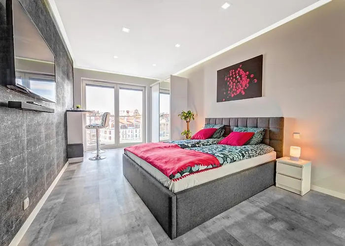 Apartment Good Time Boznicza 1 & Male Garbary 8 - Centrum Poznania, 2 Min Od Starego Rynku *