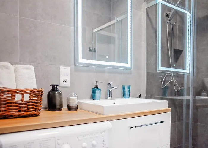 Good Time Boznicza 1 & Male Garbary 8 - Centrum Poznania, 2 Min Od Starego Rynku Apartman Poznań