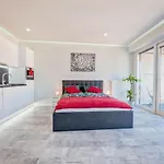 Apartment Good Time Boznicza 1 & Male Garbary 8 - Centrum Poznania, 2 Min Od Starego Rynku