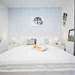 Apartment Good Time Boznicza 1 & Male Garbary 8 - Centrum Poznania, 2 Min Od Starego Rynku Poznan