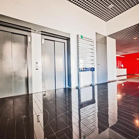 Apartment Good Time Boznicza 1 & Male Garbary 8 - Centrum Poznania, 2 Min Od Starego Rynku Poznan