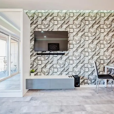 Appartement Good Time Boznicza 1 & Male Garbary 8 - Centrum Poznania, 2 Min Od Starego Rynku