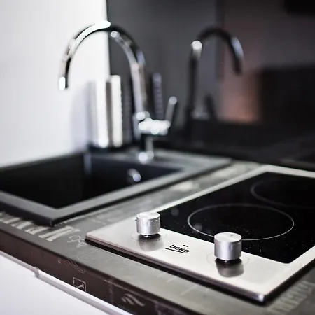 Good Time Boznicza 1 & Male Garbary 8 - Centrum Poznania, 2 Min Od Starego Rynku Appartement *