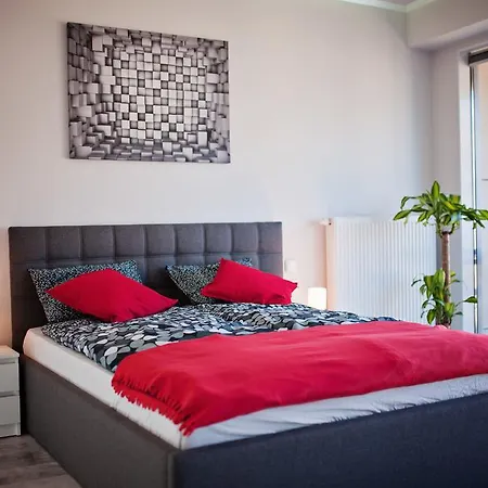 Good Time Boznicza 1 & Male Garbary 8 - Centrum Poznania, 2 Min Od Starego Rynku * Poznań