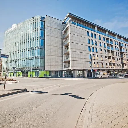 Good Time Boznicza 1 & Male Garbary 8 - Centrum Poznania, 2 Min Od Starego Rynku Appartement Poznań