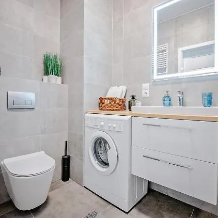 Appartement Good Time Boznicza 1 & Male Garbary 8 - Centrum Poznania, 2 Min Od Starego Rynku Poznań