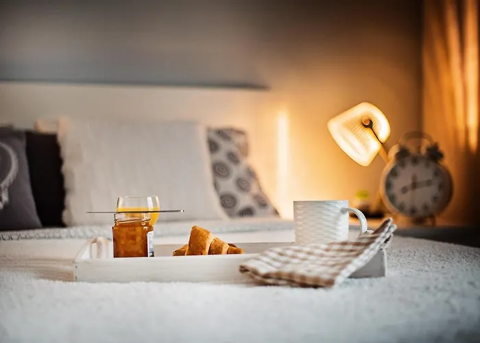 Good Time Boznicza 1 & Male Garbary 8 - Centrum Poznania, 2 Min Od Starego Rynku *